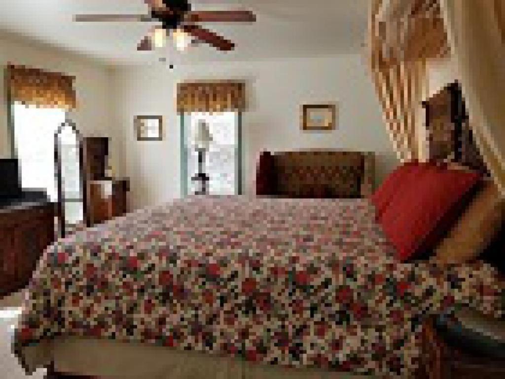 Aldrich House Bed & Breakfast Williamsburg Rum bild